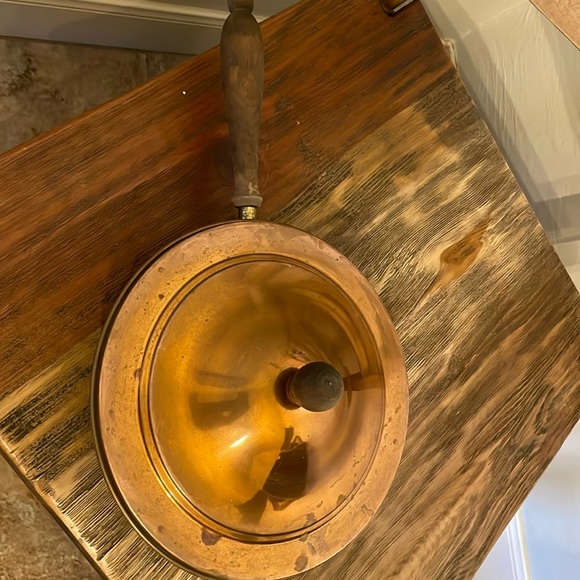 Copper skillet with lid and wood handle. Really nice used vintage piece. Decor - Picture 2 of 10